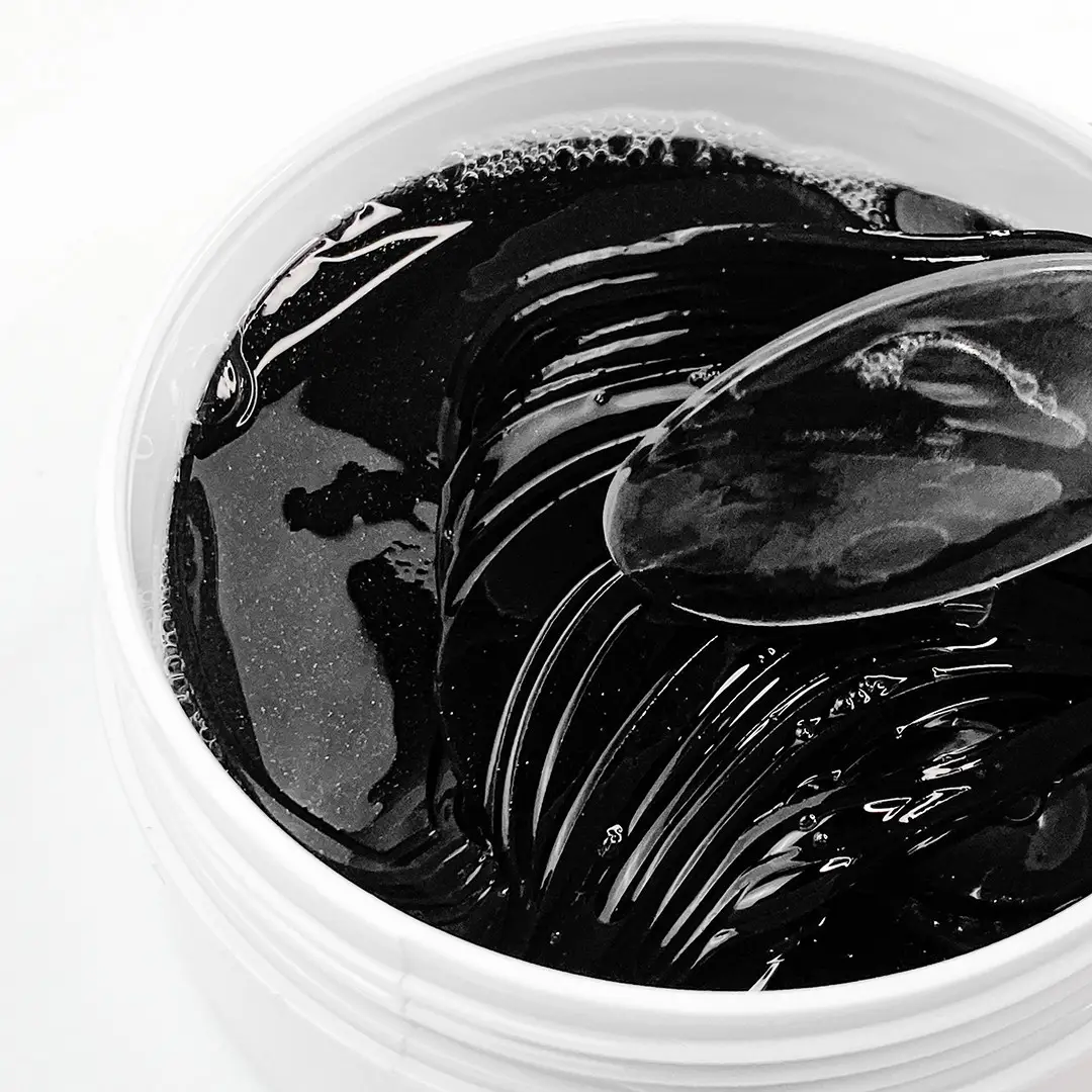 Гідрогелеві патчі із золотом та екстрактом чорної ікри SERSAN LOVE Black Gold Caviar Eye Mask - Зображення 2